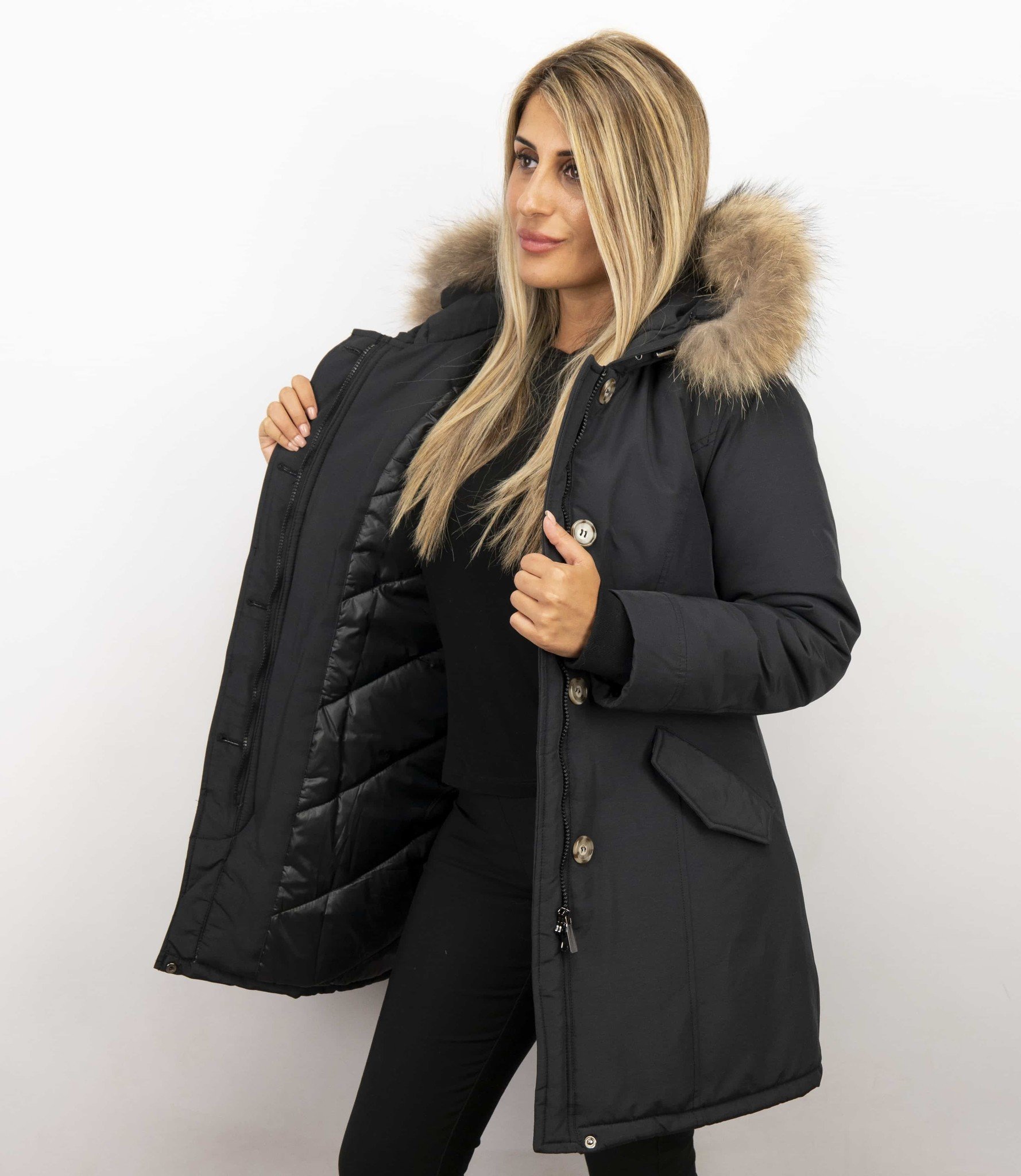 damen-winterjacke-schwarz-110dpi-1.jpg
